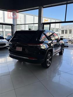 جیپ گراند شیرۆکی